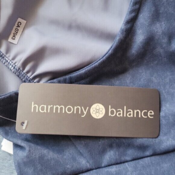 Yoga Cropped Tank Top NWT Sz Large Women's - Picture 6 of 7